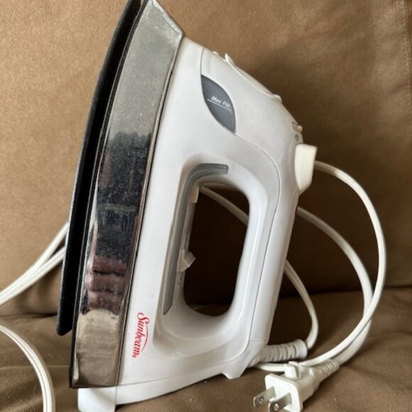 Sunbeam Iron - Picture 1 of 1